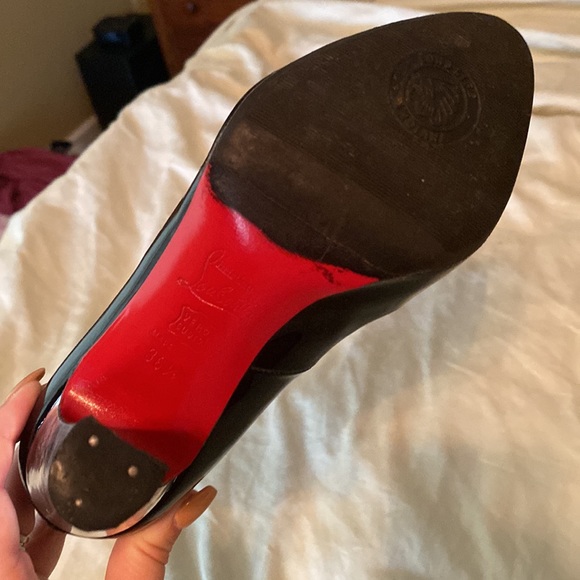 Christian Louboutin Heels 👠 - Picture 5 of 8
